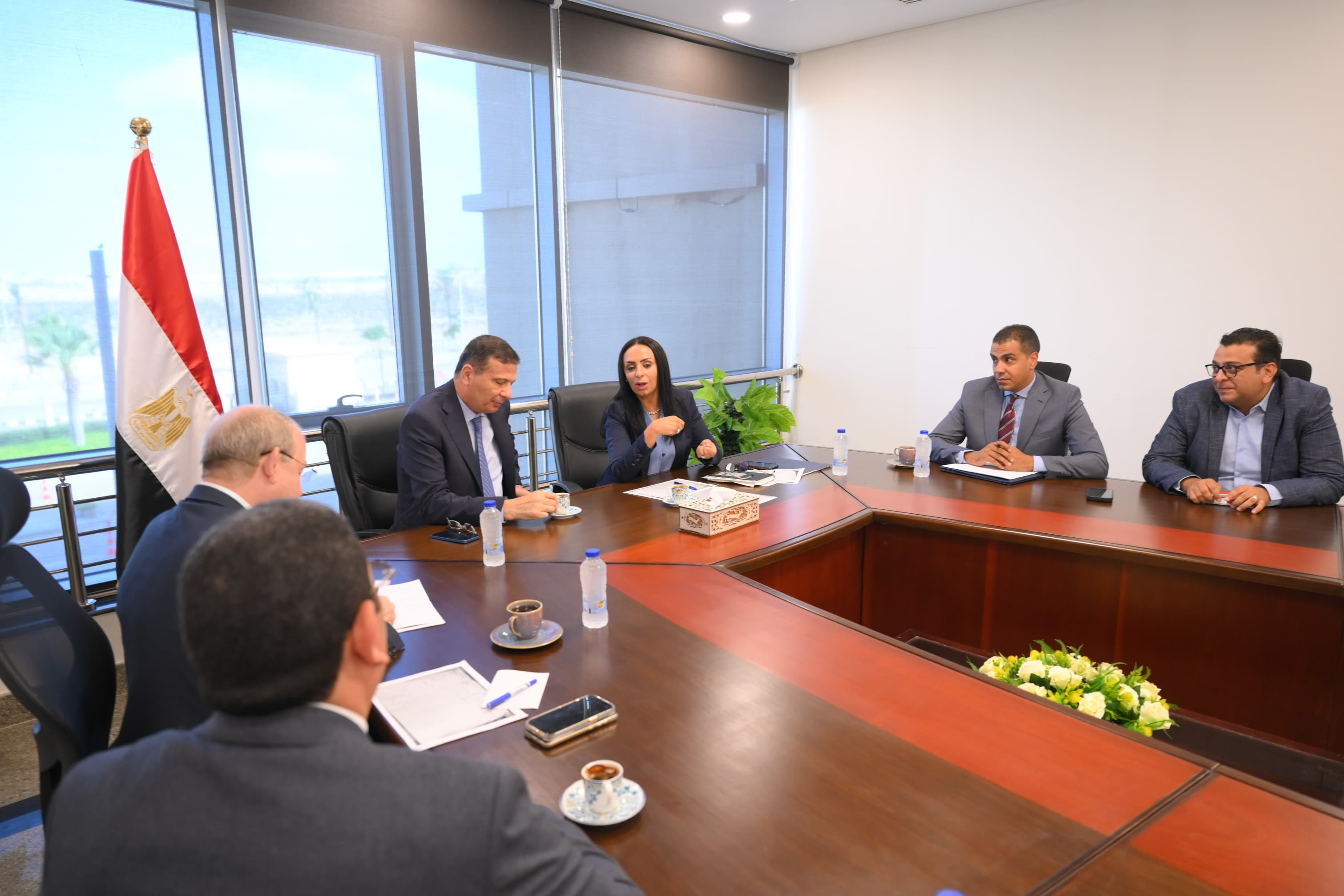 التضامن والزراعة يناقشان الشراكة في إقامة معرض دائم لـ