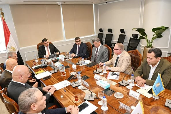 وزير الإسكان