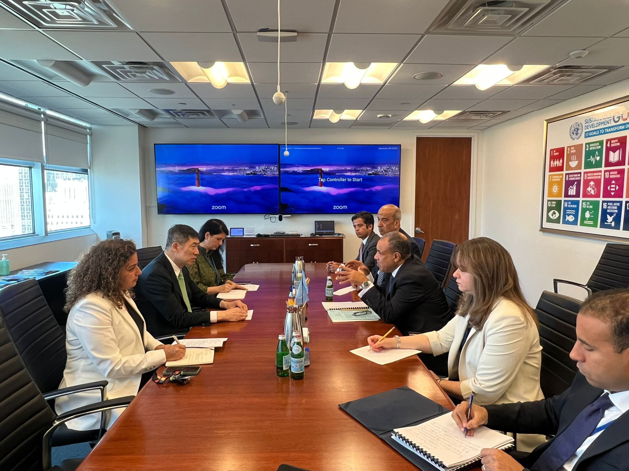 وزير الخارجية