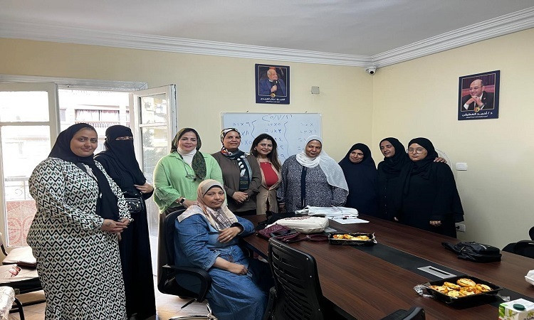 أمانة المرأة بحزب حماة الوطن تواصل فعاليات فصول محو أمية السيدات