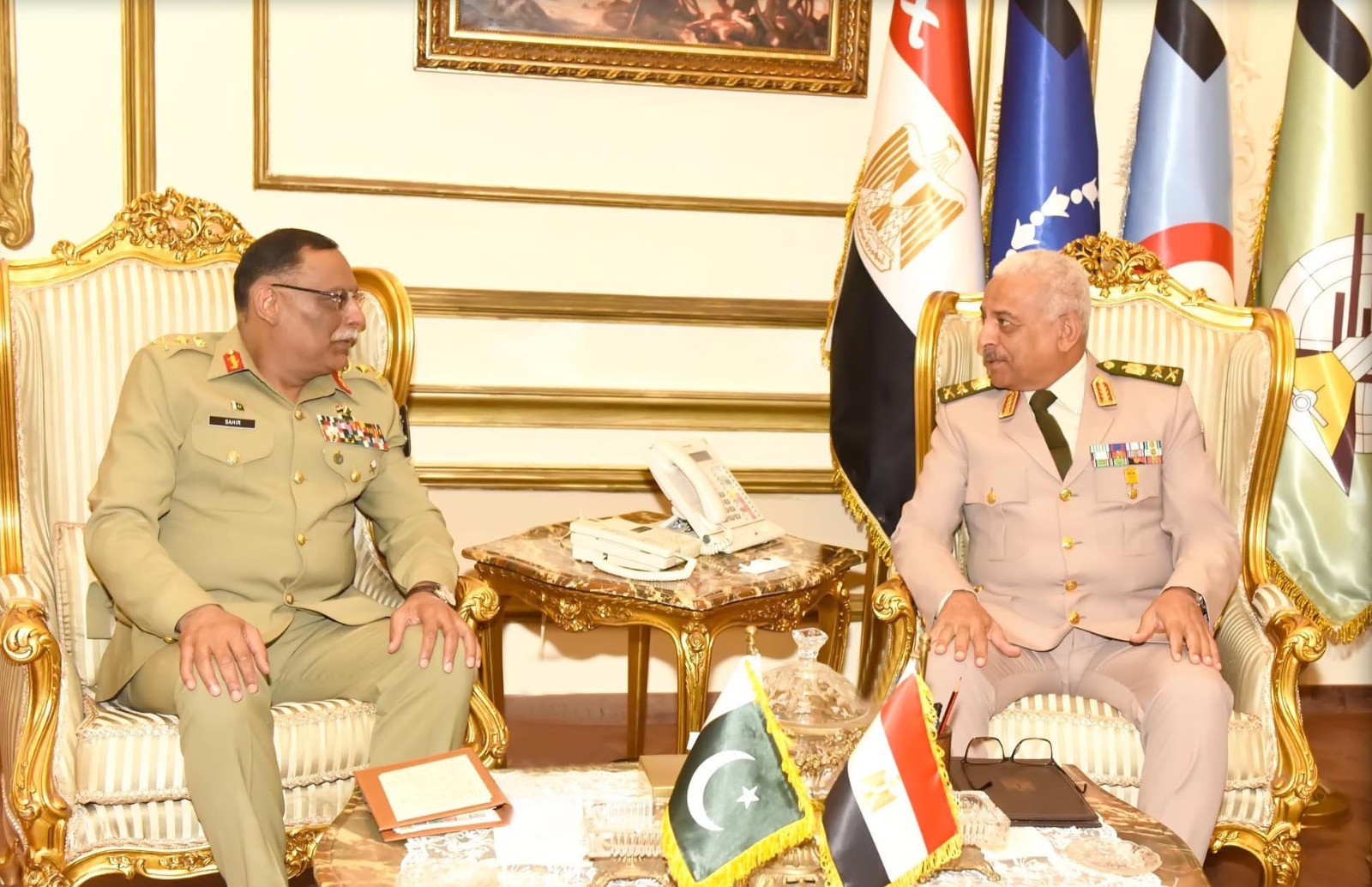 وزير الدفاع