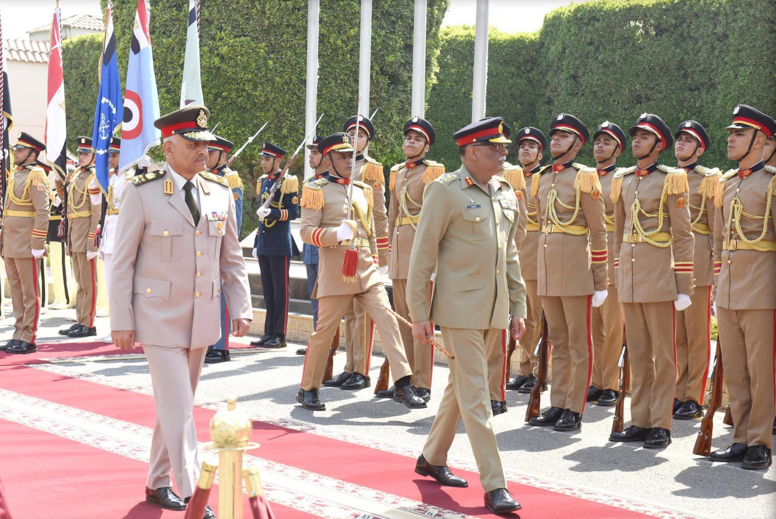 وزير الدفاع