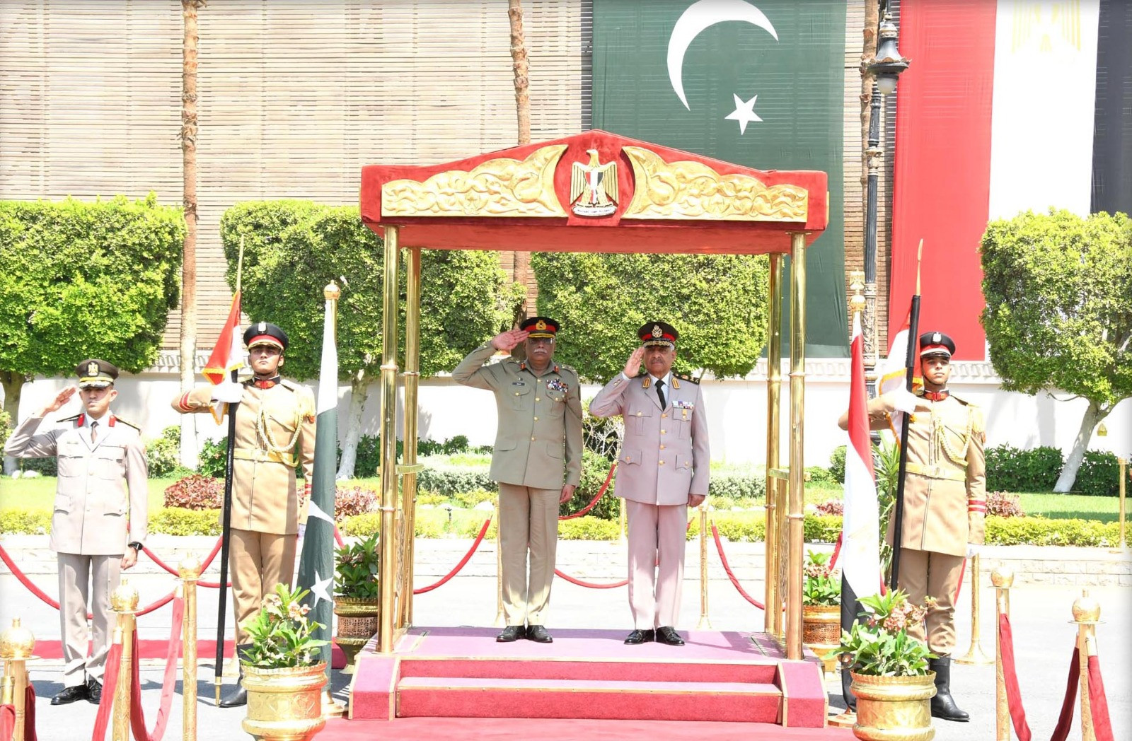 وزير الدفاع