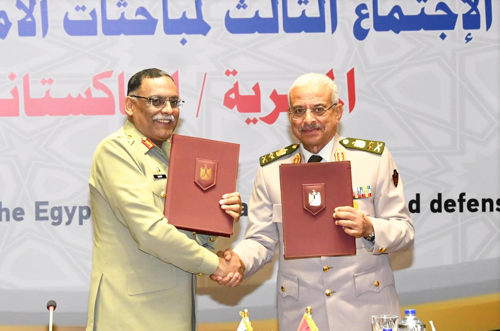 وزير الدفاع