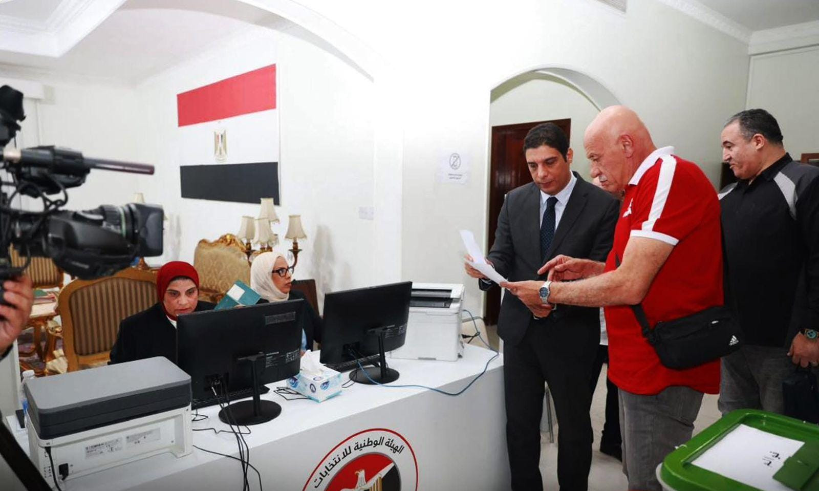 بعثة منتخب السلة الأولمبي في البحرين تشارك في انتخابات مجلس الشيوخ