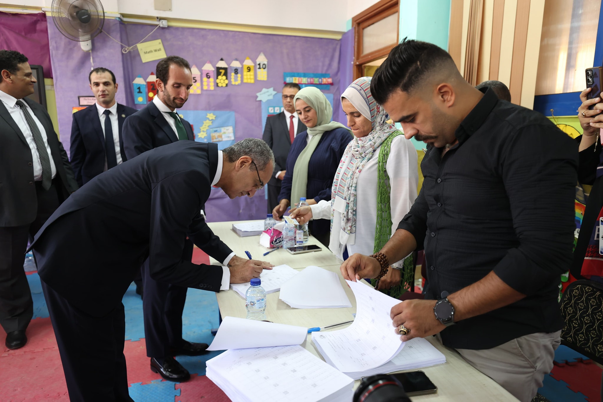 الدكتور عمرو طلعت وزير الاتصالات وتكنولوجيا المعلومات