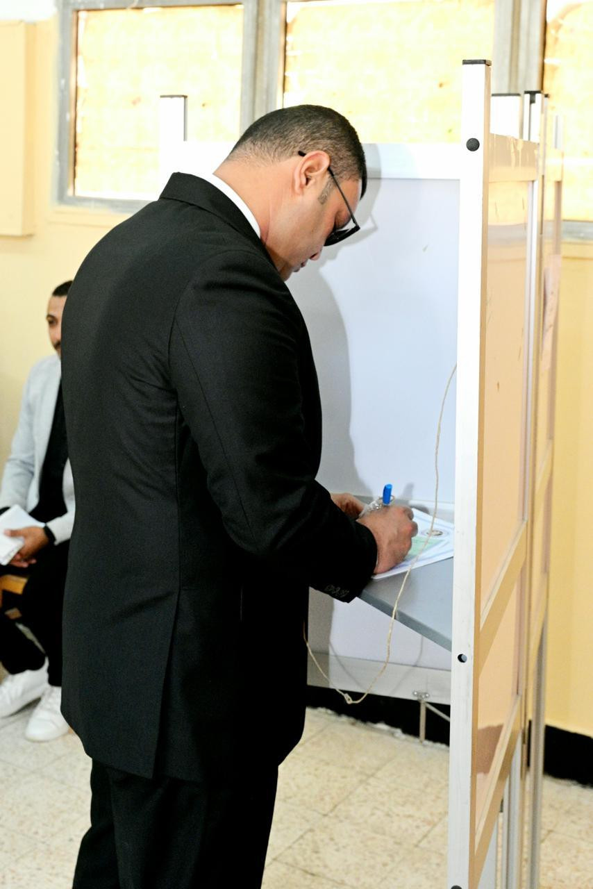 وزير الاسكان