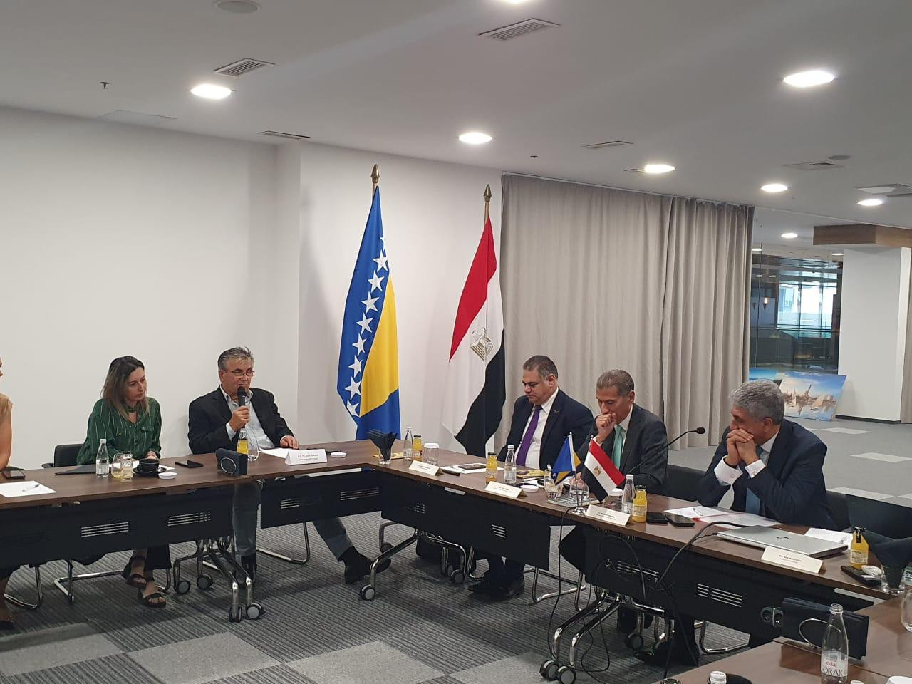 وزير السياحة بالبوسنة