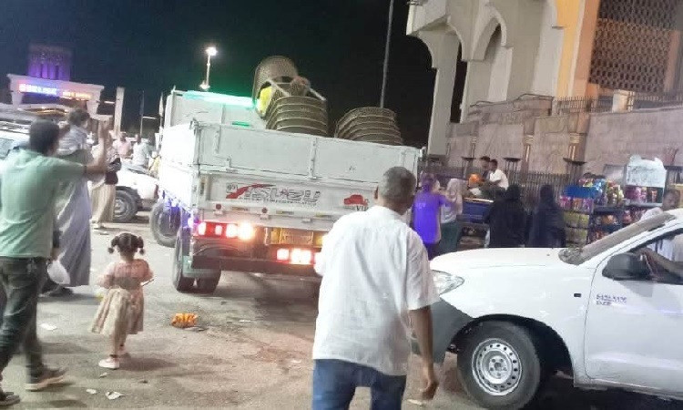 حملة مكبرة بأحياء مدينة أسوان لإغلاق وتشميع 6 محلات مخالفة
