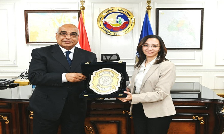 محافظ البحيرة ووزير العدل1