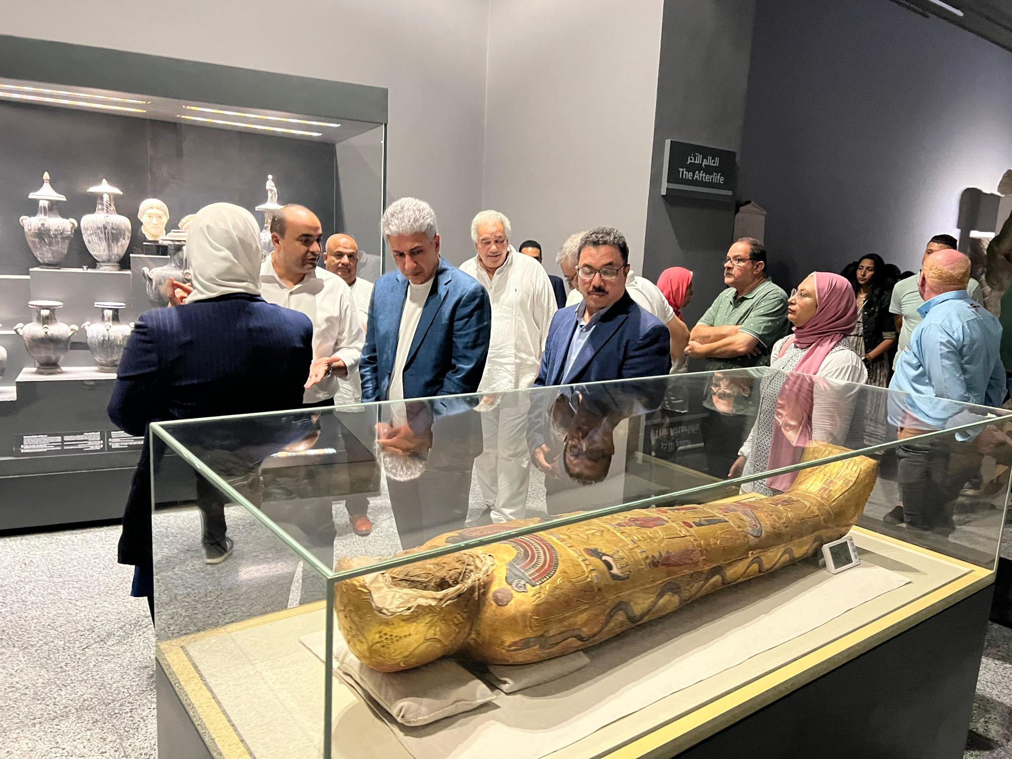 .وزير السياحة والآثار يتفقد المتحف اليوناني الروماني وقلعة قايتباي