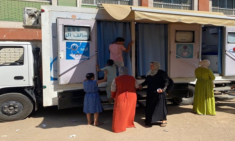 فحص 578 مواطن خلال قوافل طبية مجانية بأبو المطامير