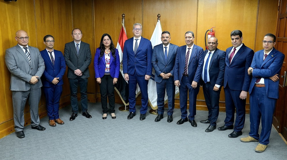 وزير البترول