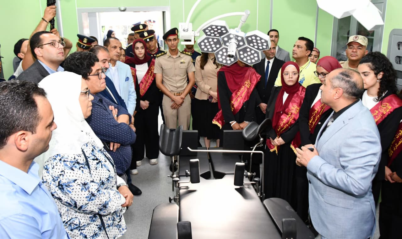 زيارة للشركة العربية العالمية للبصريات