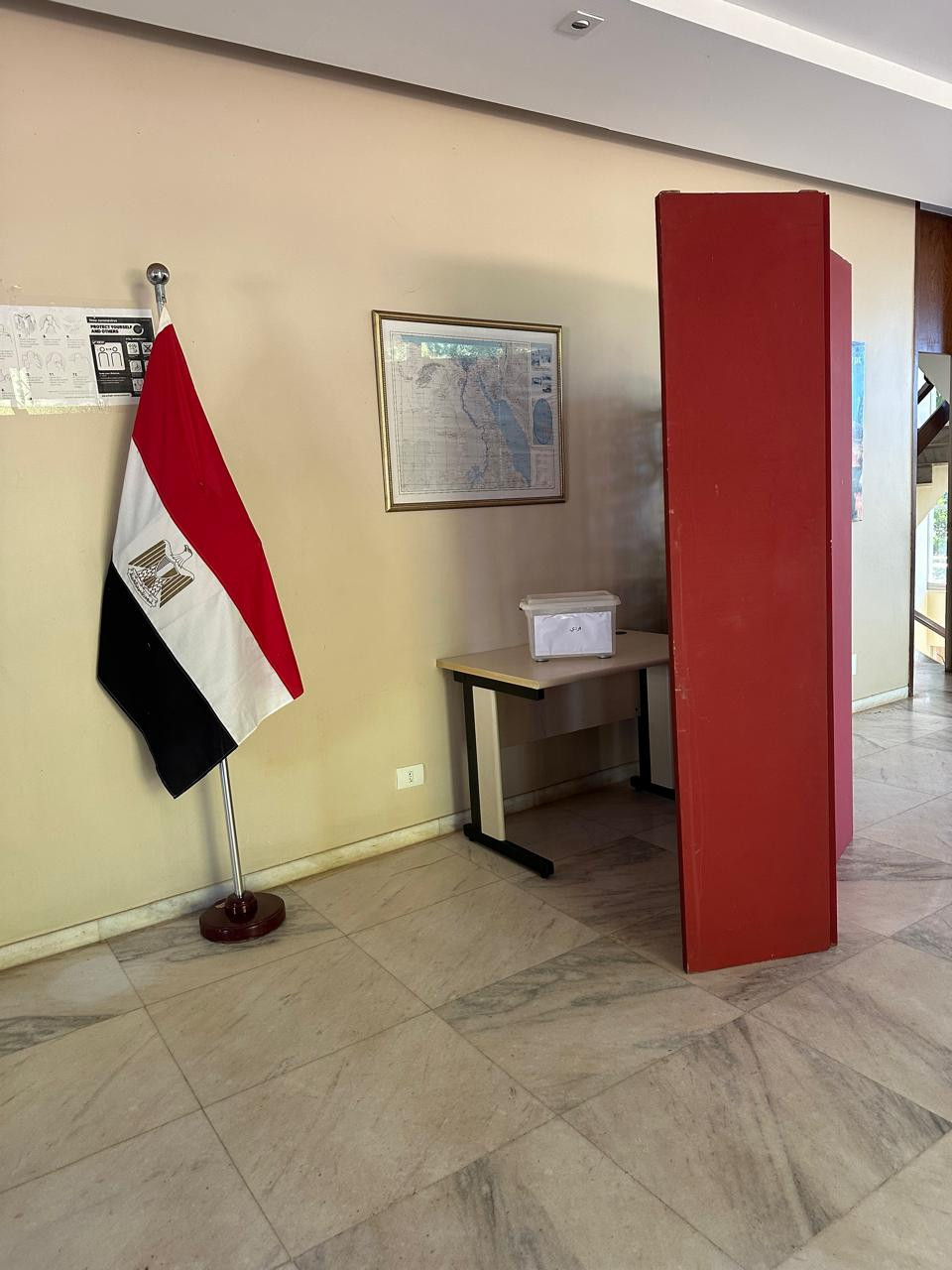 عمليات الاقتراع بالسفارات المصرية