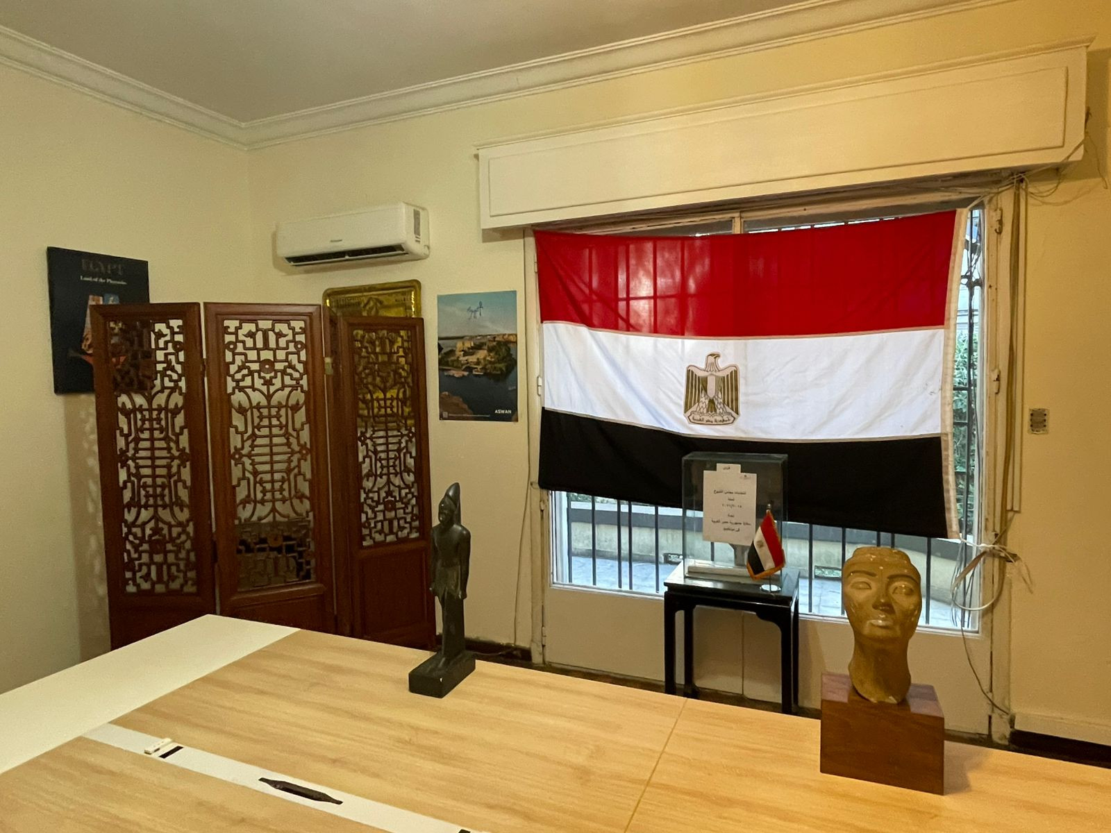 عمليات الاقتراع بالسفارات المصرية