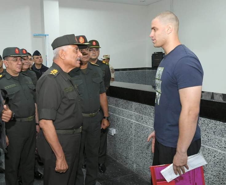 وزير الدفاع