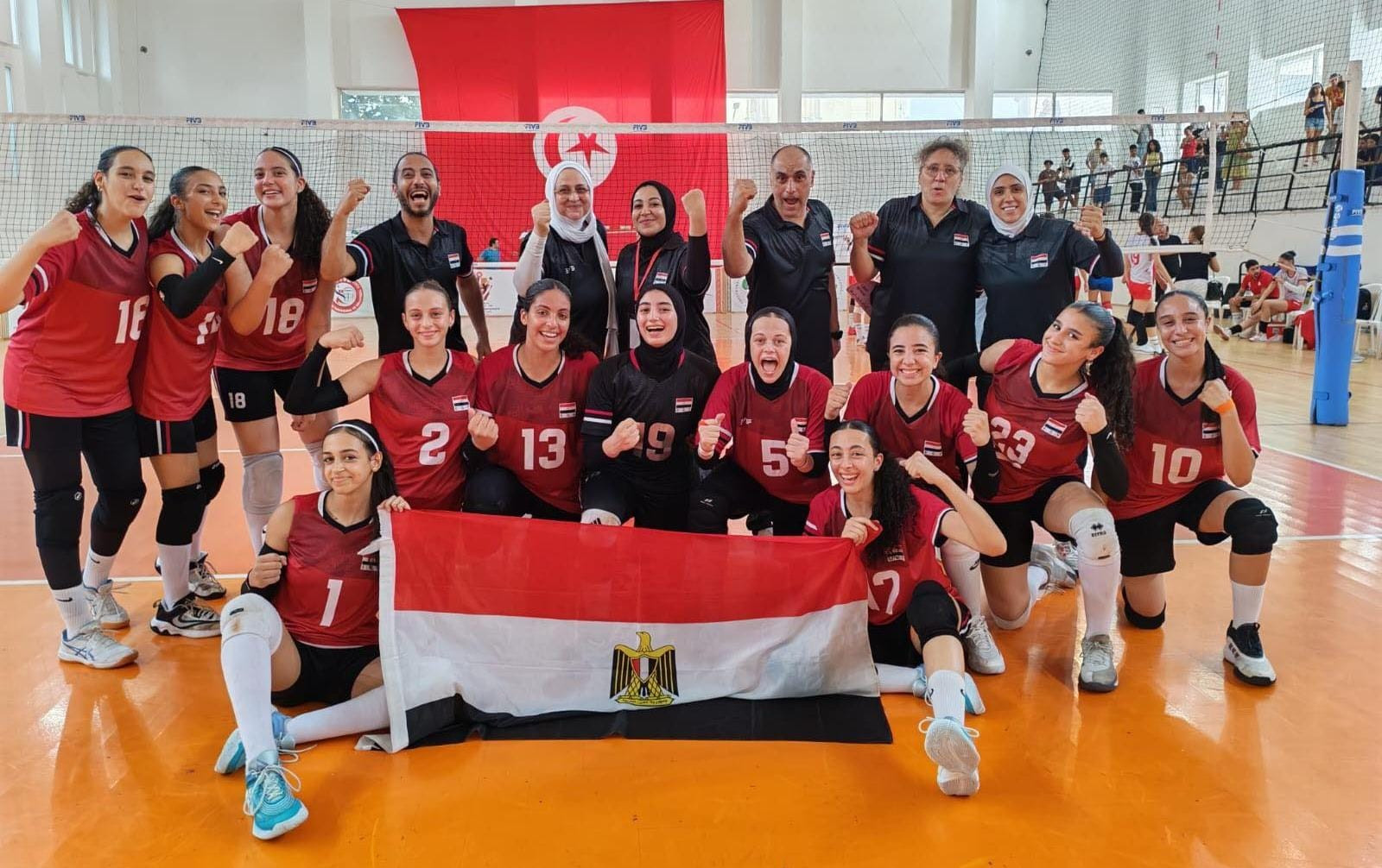 ناشئات الطائرة