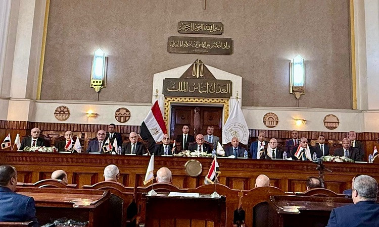 اليمين القانونية