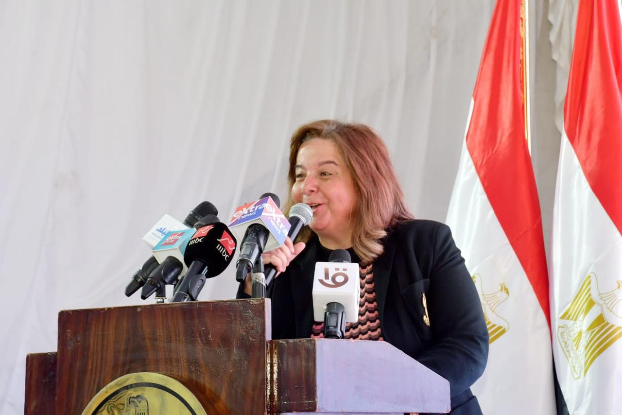 وزير الإسكان