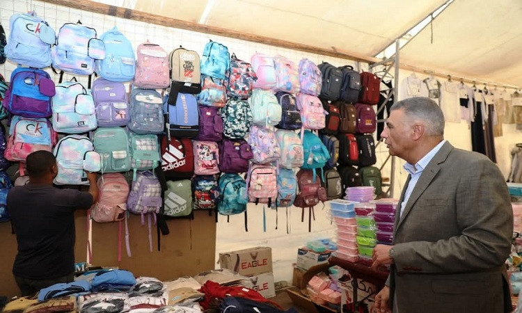 محافظ أسوان&nbsp; يفتتح معرض