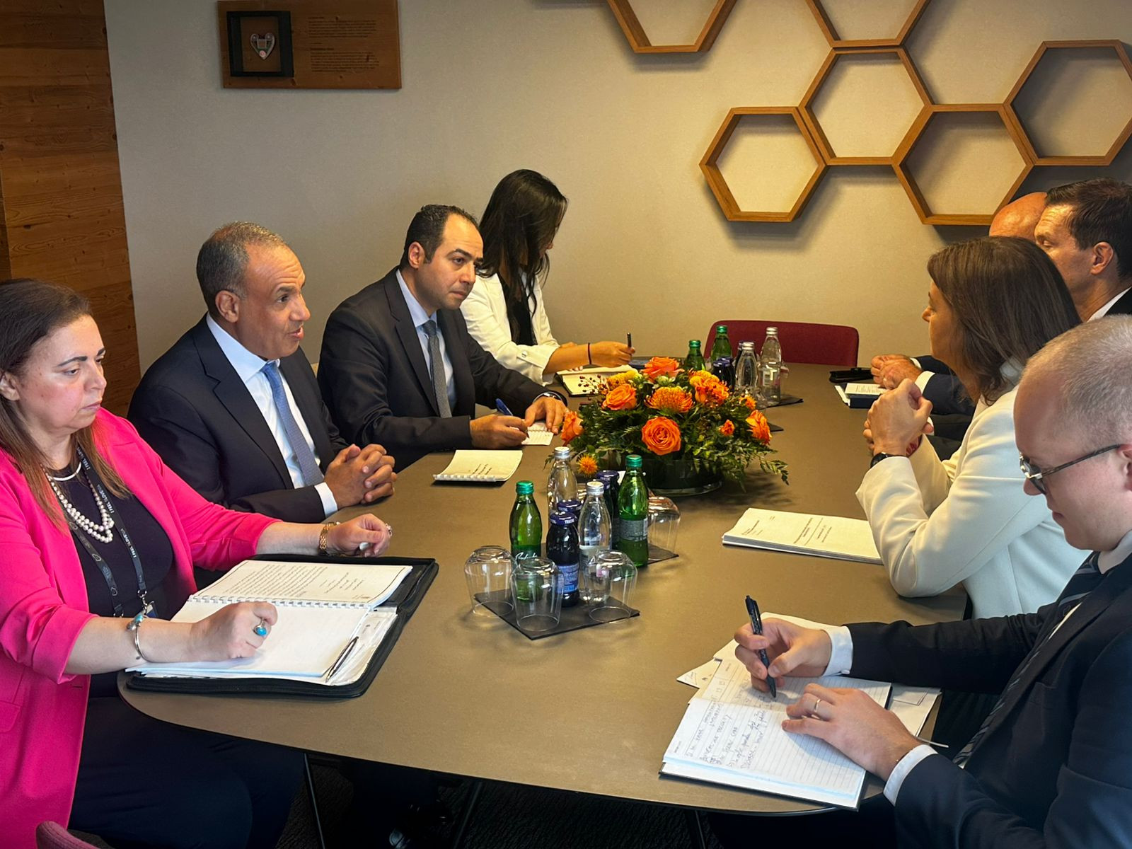 وزير الخارجية ونظيرته السلوفانية