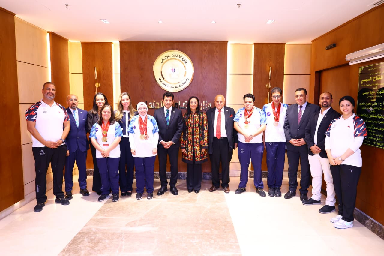 وزيرا التضامن والشباب