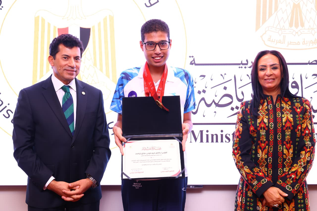 وزيرا التضامن والشباب