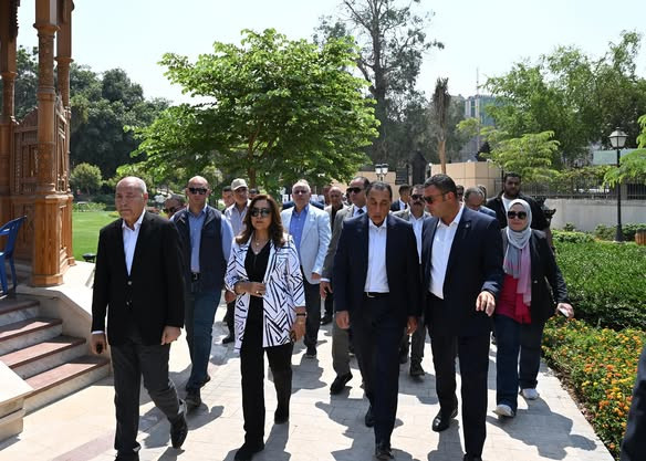 رئيس الوزراء الازبكية