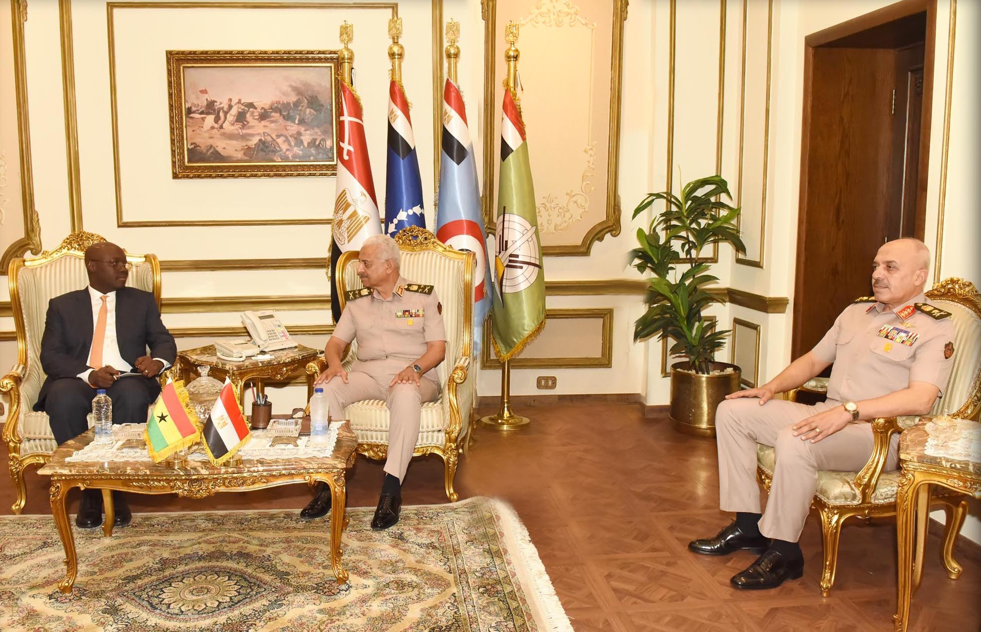 وزير الدفاع