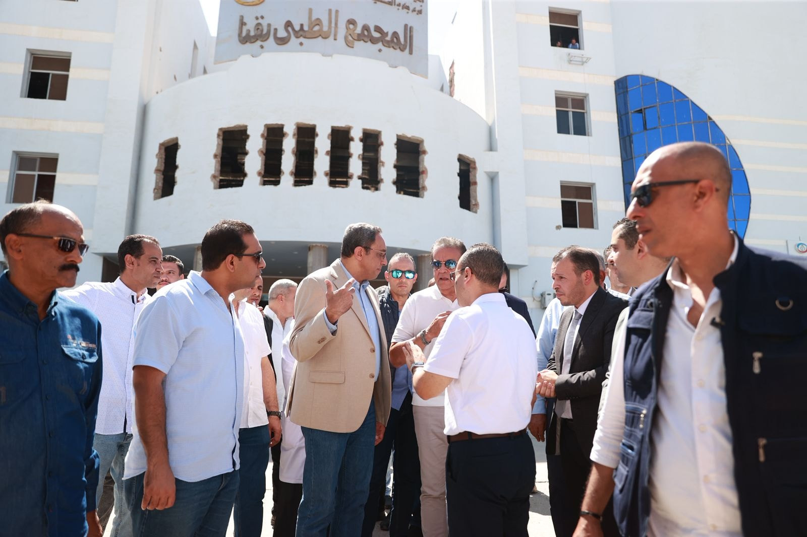 وزير الصحة في قنا