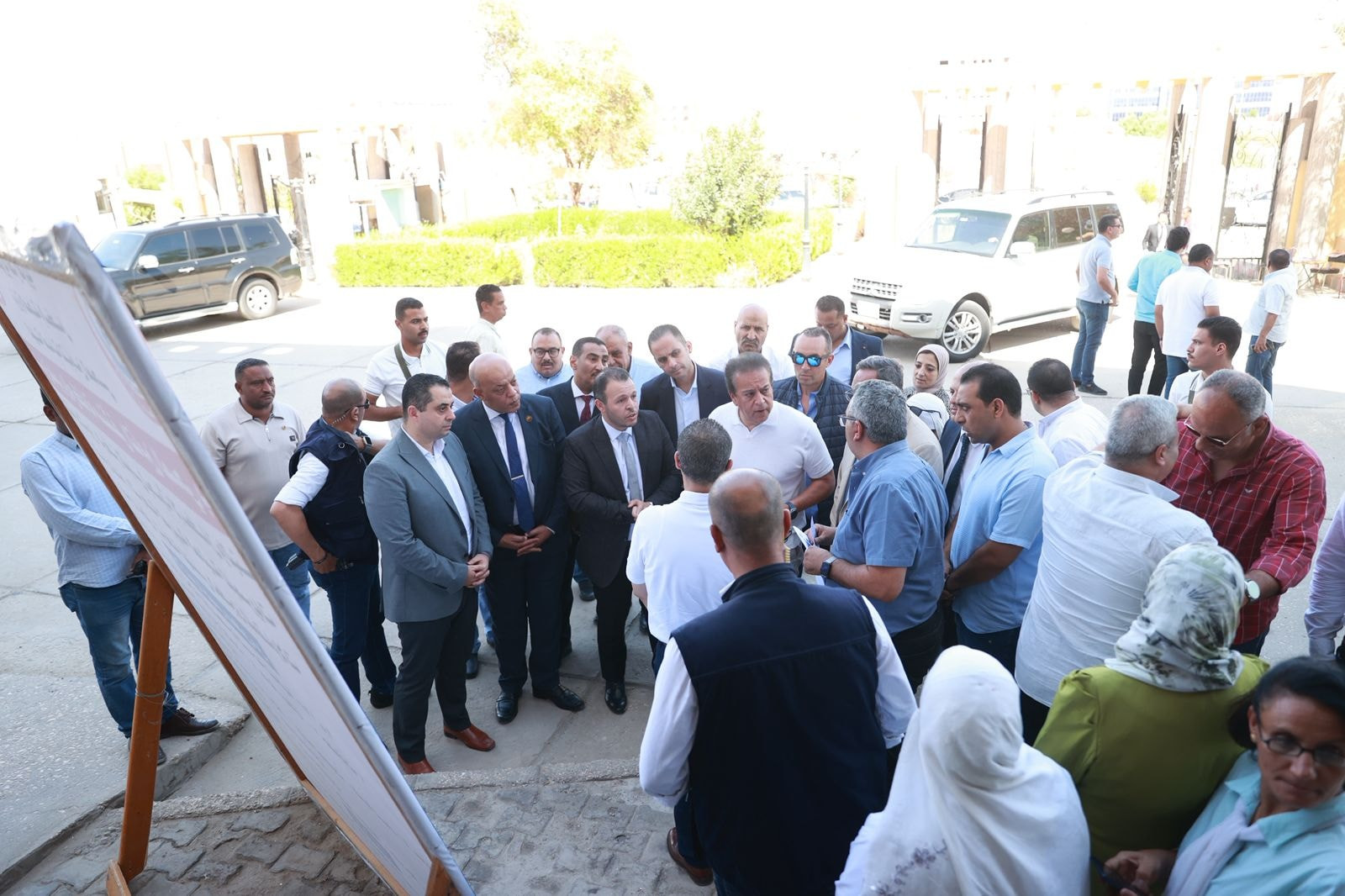 وزير الصحة في قنا