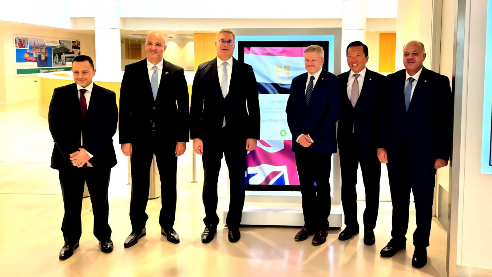 وزير البترول