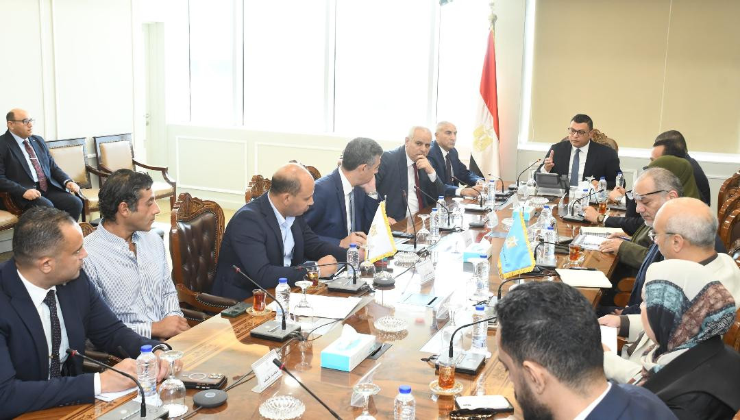 وزير الإسكان