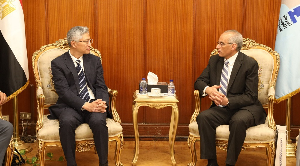 وفد من معهد تيانجين للتكنولوجيا