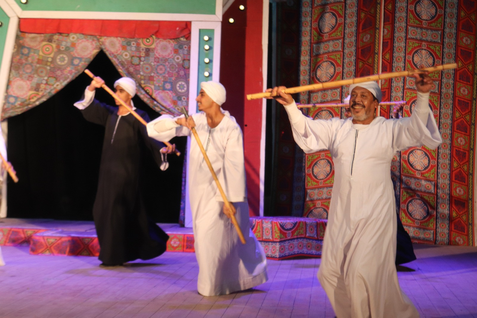 المواجهة والتجوال