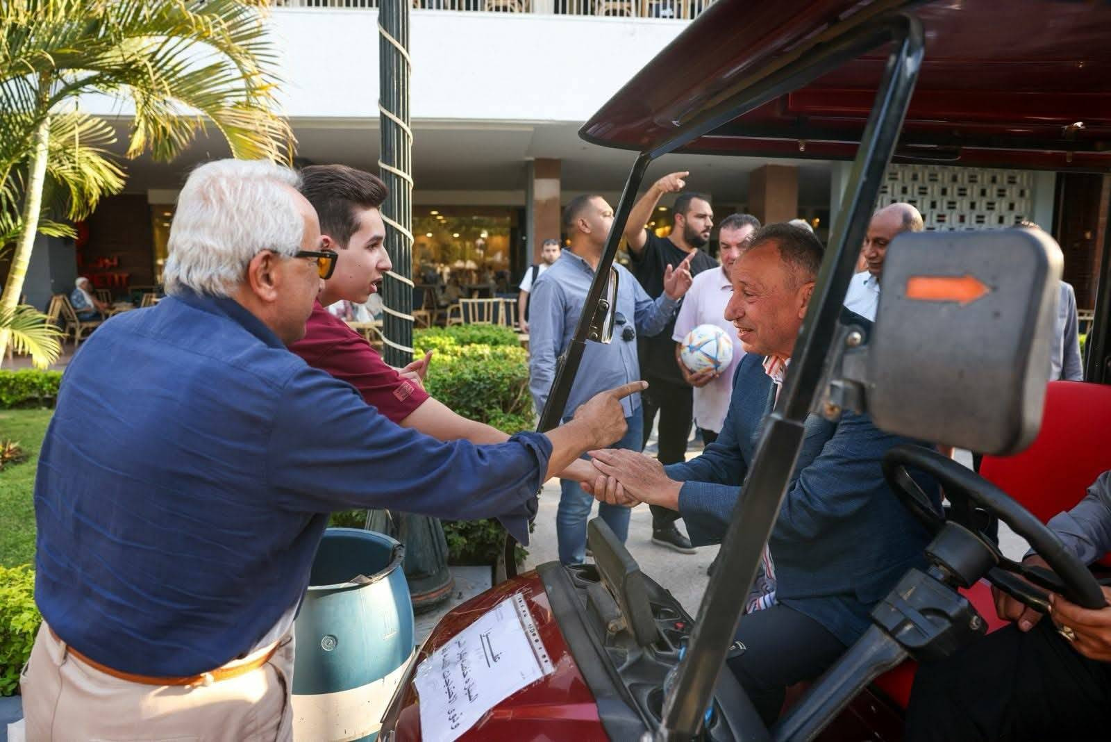 الخطيب وفد من النيابة الإدارية