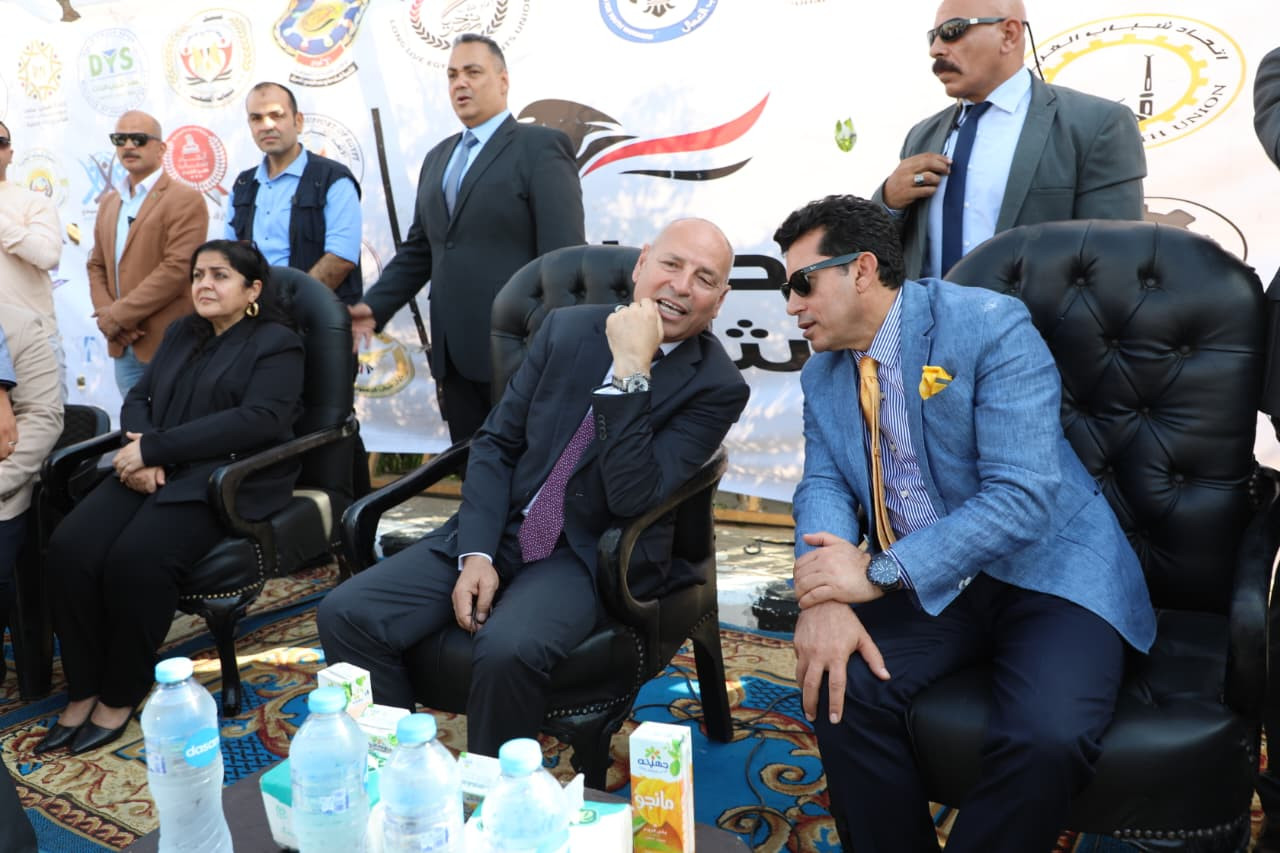 وزير الشباب