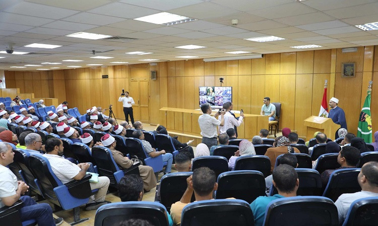 محافظ المنيا يُطلق مبادرة&ldquo;صحح مفاهيمك&rdquo;لنشرالفهم الصحيح للدين