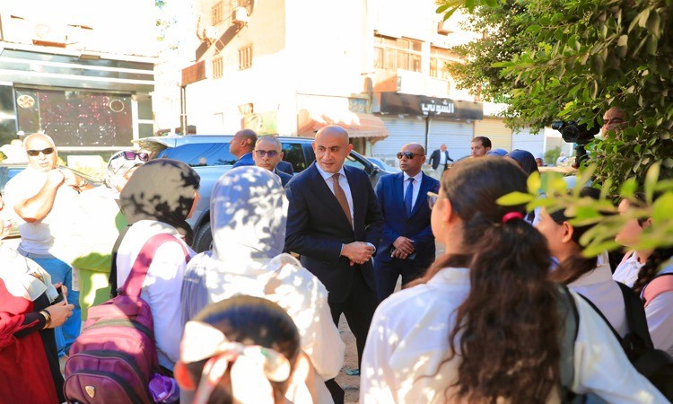 وزيرالتربية والتعليم ومحافظ القليوبية يتابعان سيرالعملية التعليمية ببن