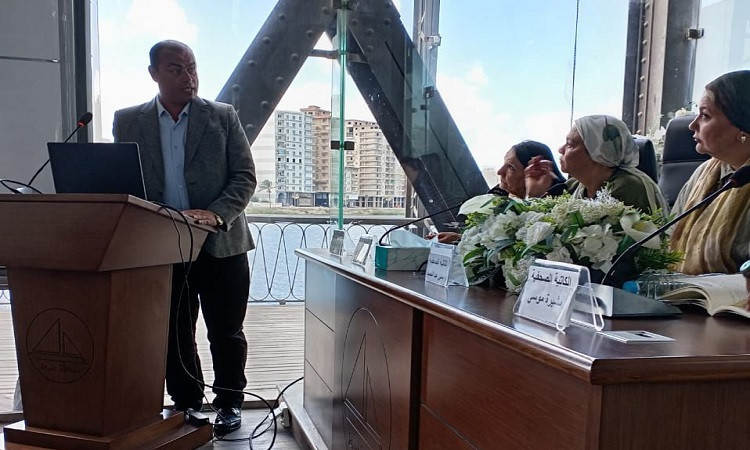 صالون نفرتيتي يستعرض تاريخ مدينة دمياط وتراثها