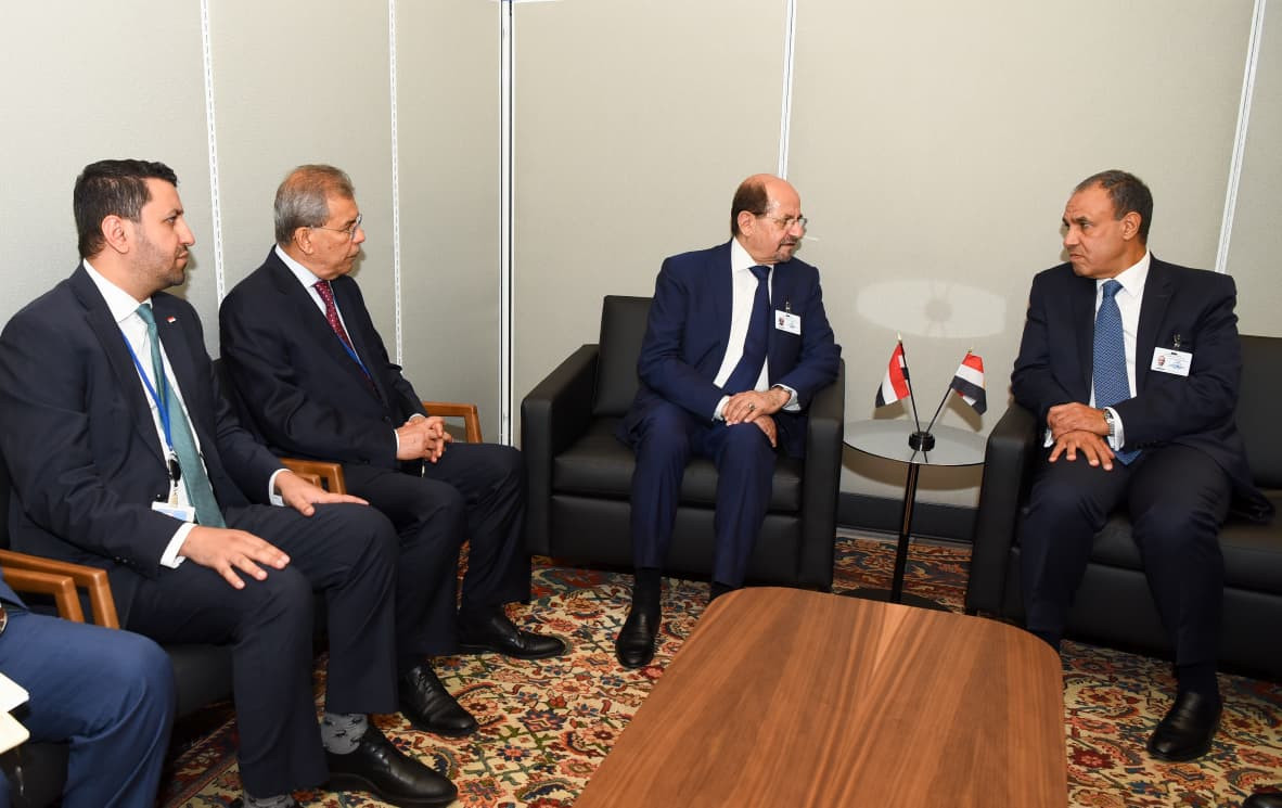 وزير الخارجية ونظيره اليمني