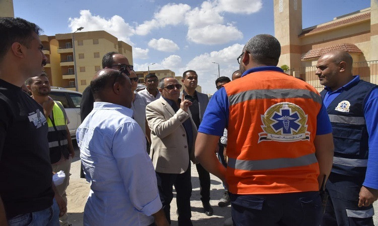 محافظ بورسعيد يتفقد الخدمات المقدمة للمواطن بمدينة سلام مصر