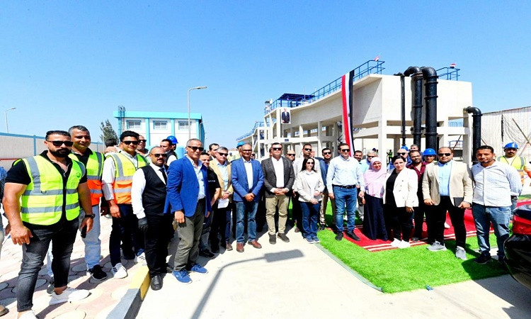 وزيرالإسكان ومحافظ البحيرة يفتتحان محطة معالجة الصرف الصحي بمركز بدر