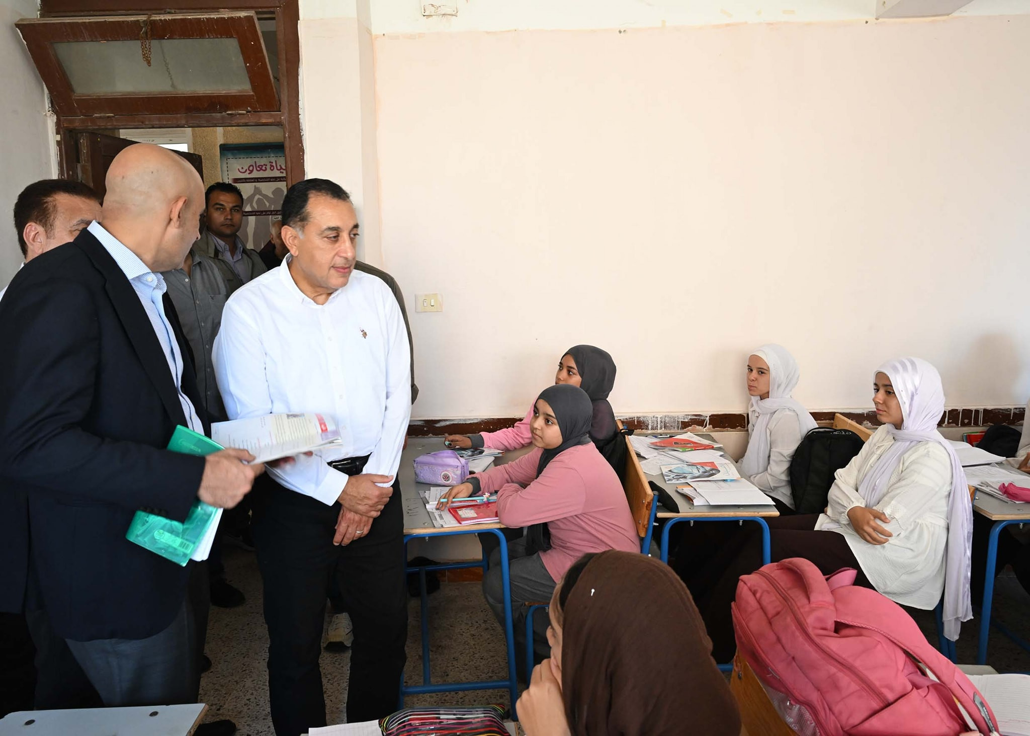 مدرسة فاطمة الزهراء الإعدادية للبنات