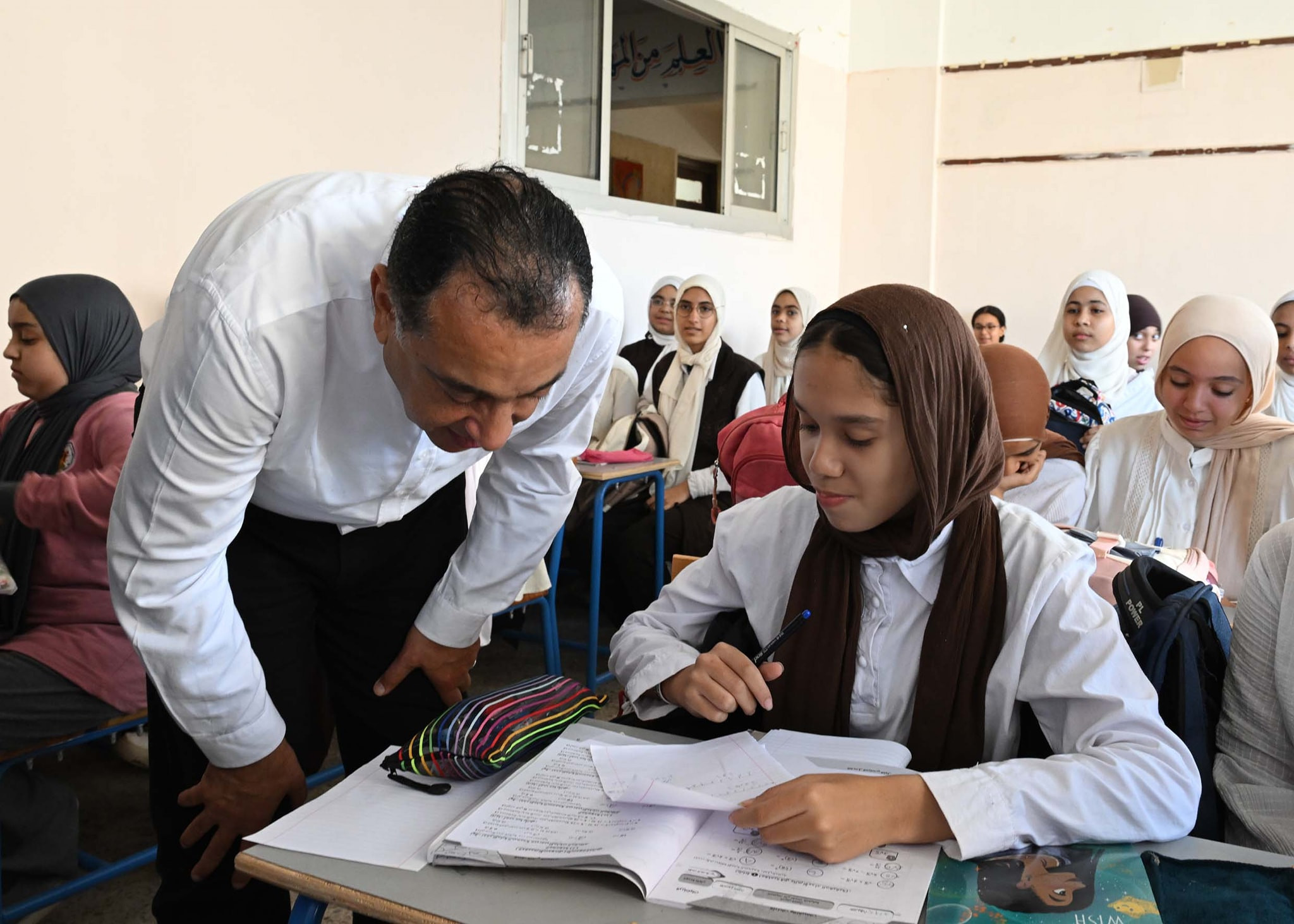 مدرسة فاطمة الزهراء الإعدادية للبنات