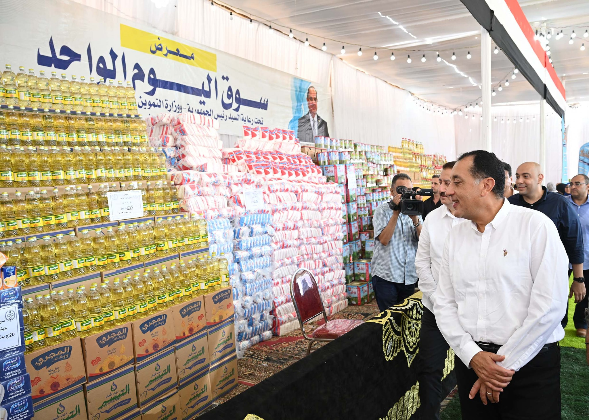 مدبولي يتفقد اسواق