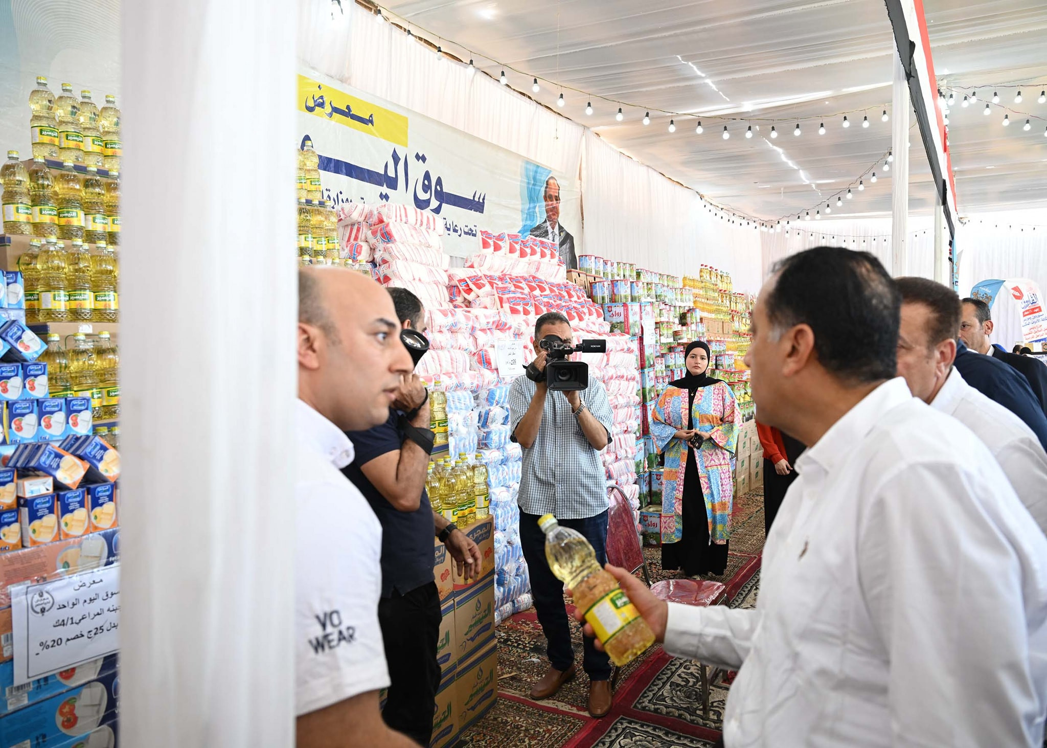 مدبولي يتفقد اسواق