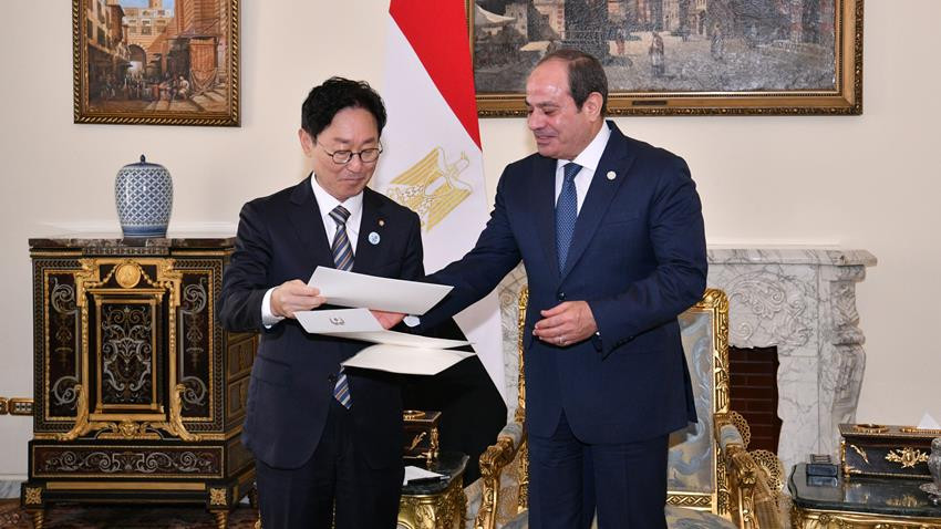 الرئيس وكوريا