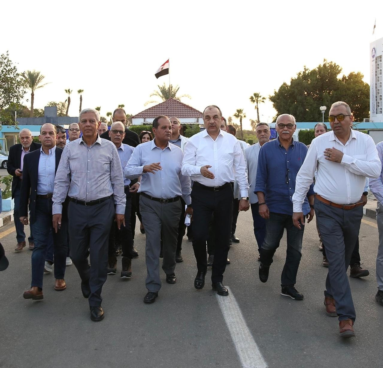 وزير قطاع الأعمال